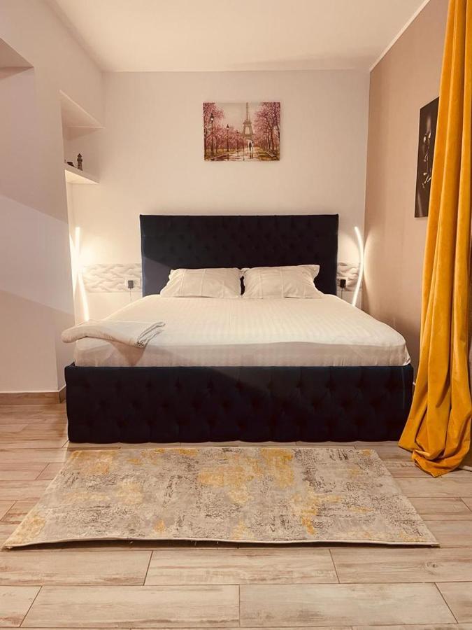 Rohan Studio One Aparthotel Navodari Exterior photo